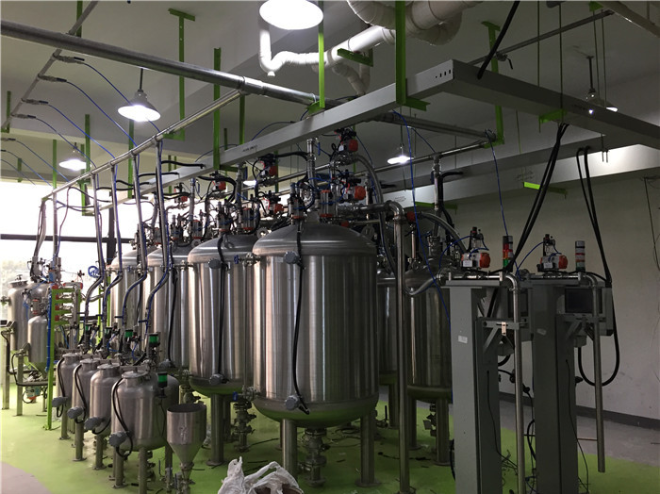 化妝品化工原料稱(chēng)重自動(dòng)配料系統(tǒng)